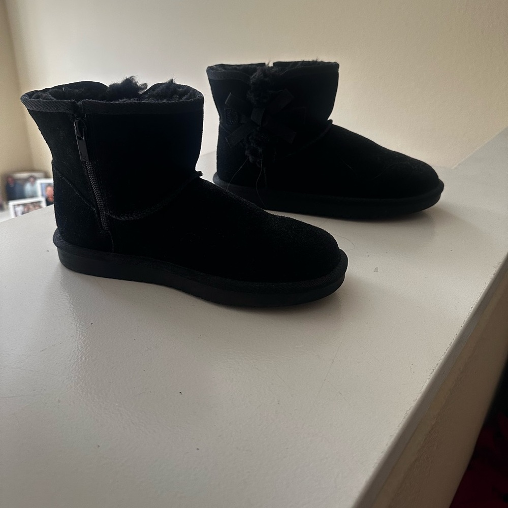 Girls Koolaburra by UGG boots
